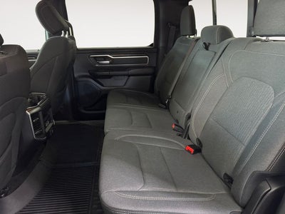 2022 RAM 1500 Big Horn Crew Cab 4x4 5'7' Box