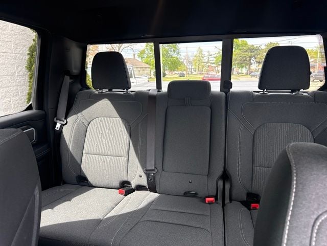 2022 RAM 1500 Big Horn/Lone Star 5.7 Liter V8 Hemi Crew Cab 4WD