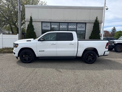 2022 RAM 1500 Big Horn/Lone Star 5.7 Liter V8 Hemi Crew Cab 4WD