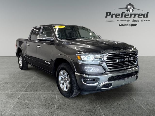 2022 RAM 1500 Laramie Crew Cab 4x4 5'7' Box
