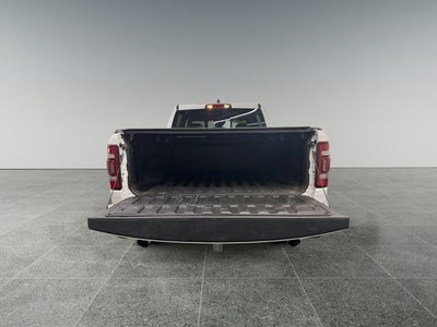 2022 RAM 1500 Laramie Crew Cab 4x4 5'7' Box