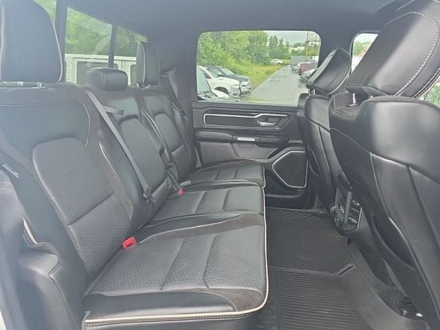 2022 RAM 1500 Laramie Crew Cab 4x4 5'7' Box