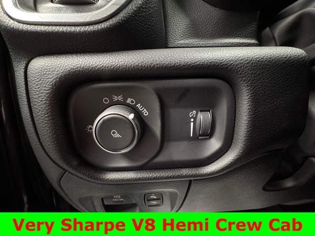 2023 RAM 1500 Laramie Crew Cab 4x4 5'7' Box