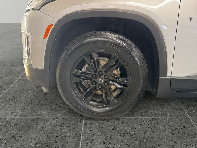 2022 Chevrolet Traverse AWD LS
