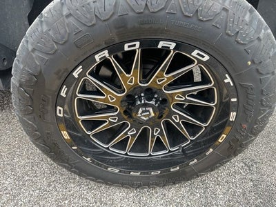 2017 Nissan Titan XD PRO-4X 5.0 Liter V8 Crew Cab 4WD