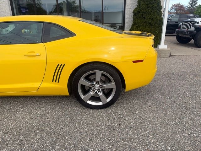 2011 Chevrolet Camaro SS 2SS 6.2 Liter V8 2D Coupe Automatic