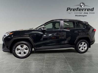 2020 Toyota RAV4 XLE