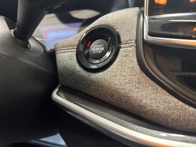 2023 Jeep Compass Latitude Lux FWD