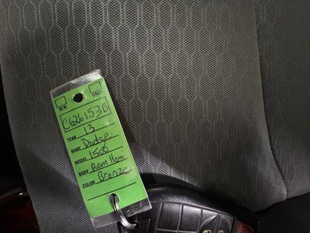 2013 RAM 1500 Express 5.7 Liter V8 Hemi 2D Standard Cab 4WD