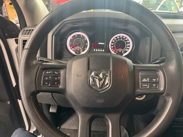 2017 RAM 2500 Tradesman 6.4 Liter V8 Hemi Crew Cab 4WD