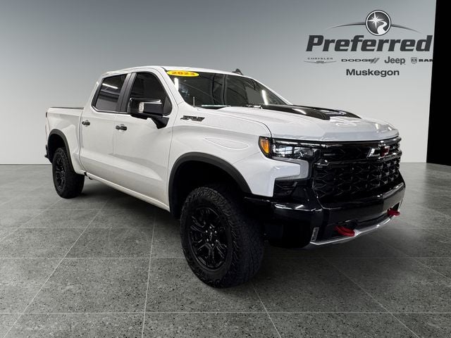 2023 Chevrolet Silverado 1500 ZR2 6.2 Liter V8 EcoTec3 Crew Cab 4WD
