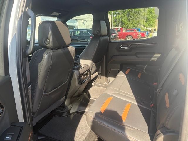 2023 GMC Sierra 1500 4WD Crew Cab Short Box AT4