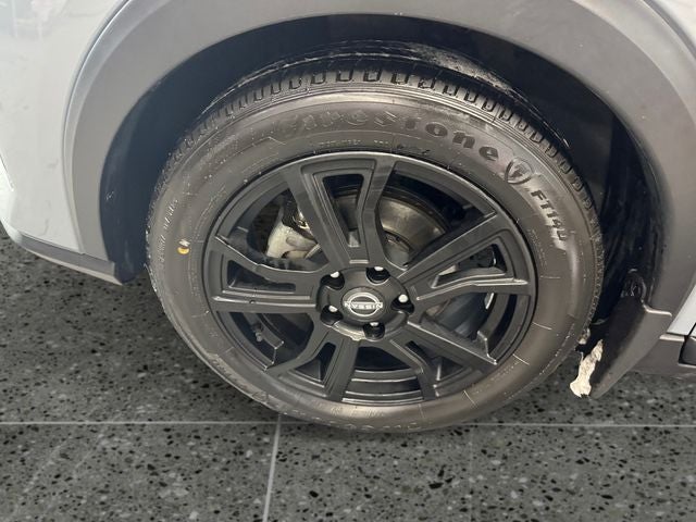 2024 Nissan Kicks SR Xtronic CVT