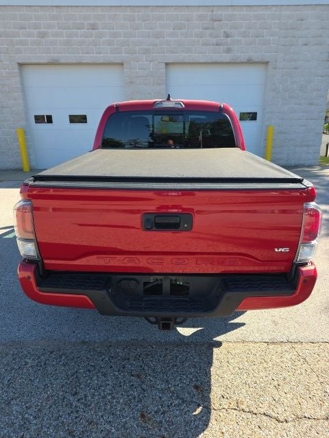 2021 Toyota Tacoma SR5 3.5L V6 4D Double Cab 4WD