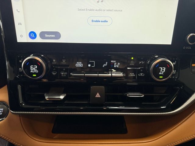 2023 Toyota Highlander Platinum