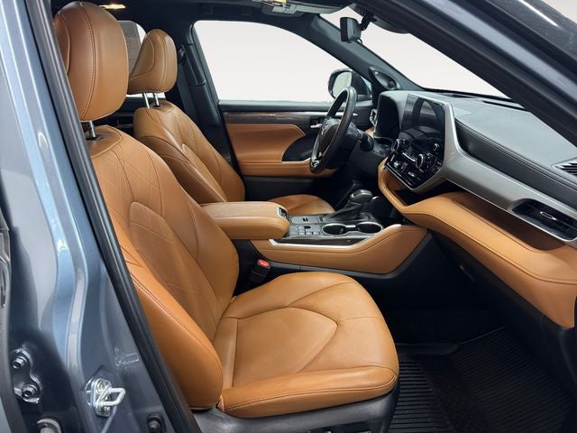 2023 Toyota Highlander Platinum