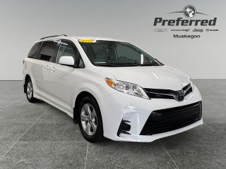 2019 Toyota Sienna LE 8 Passenger