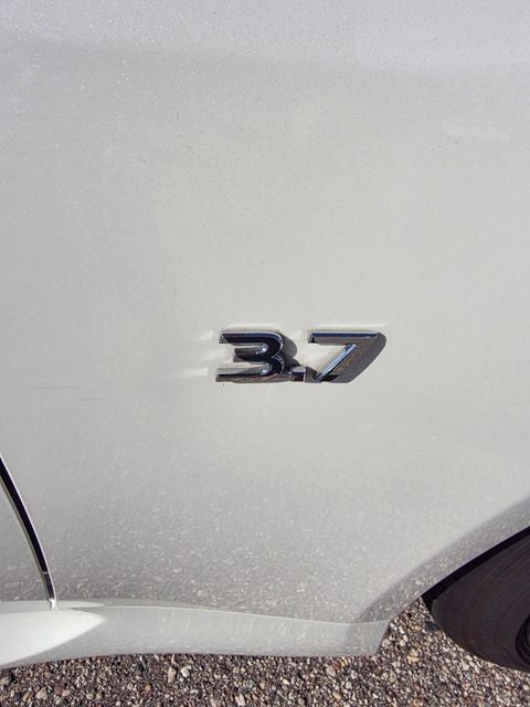 2015 INFINITI Q60 IPL Base