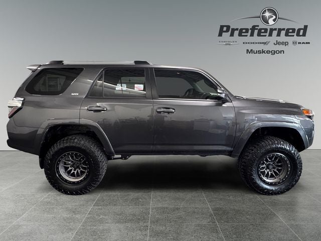2022 Toyota 4Runner SR5 Premium