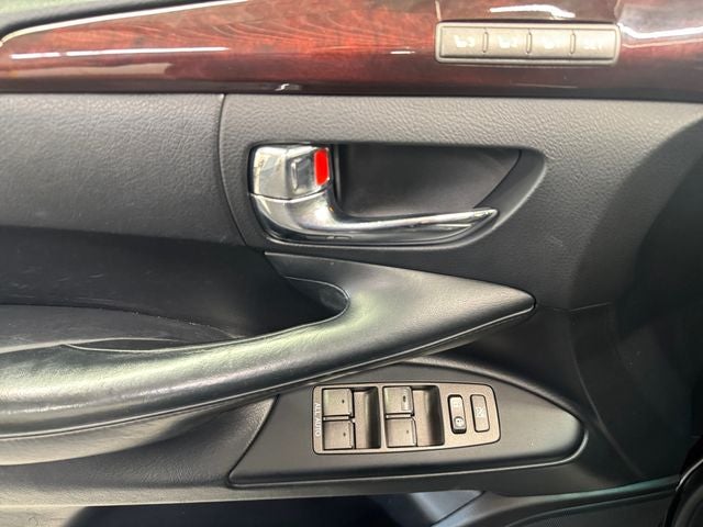2011 Lexus LX 570 570 5.7 Liter V8 4WD