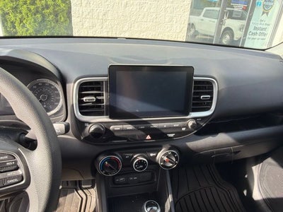 2022 Hyundai Venue SE