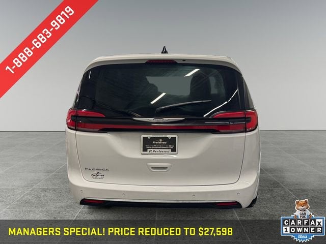 2024 Chrysler Pacifica Hybrid Select