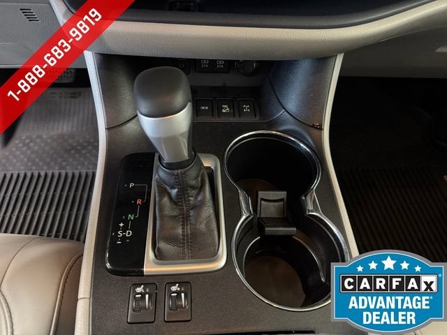 2017 Toyota Highlander SE